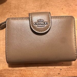 Coach Beige Leather Wallet